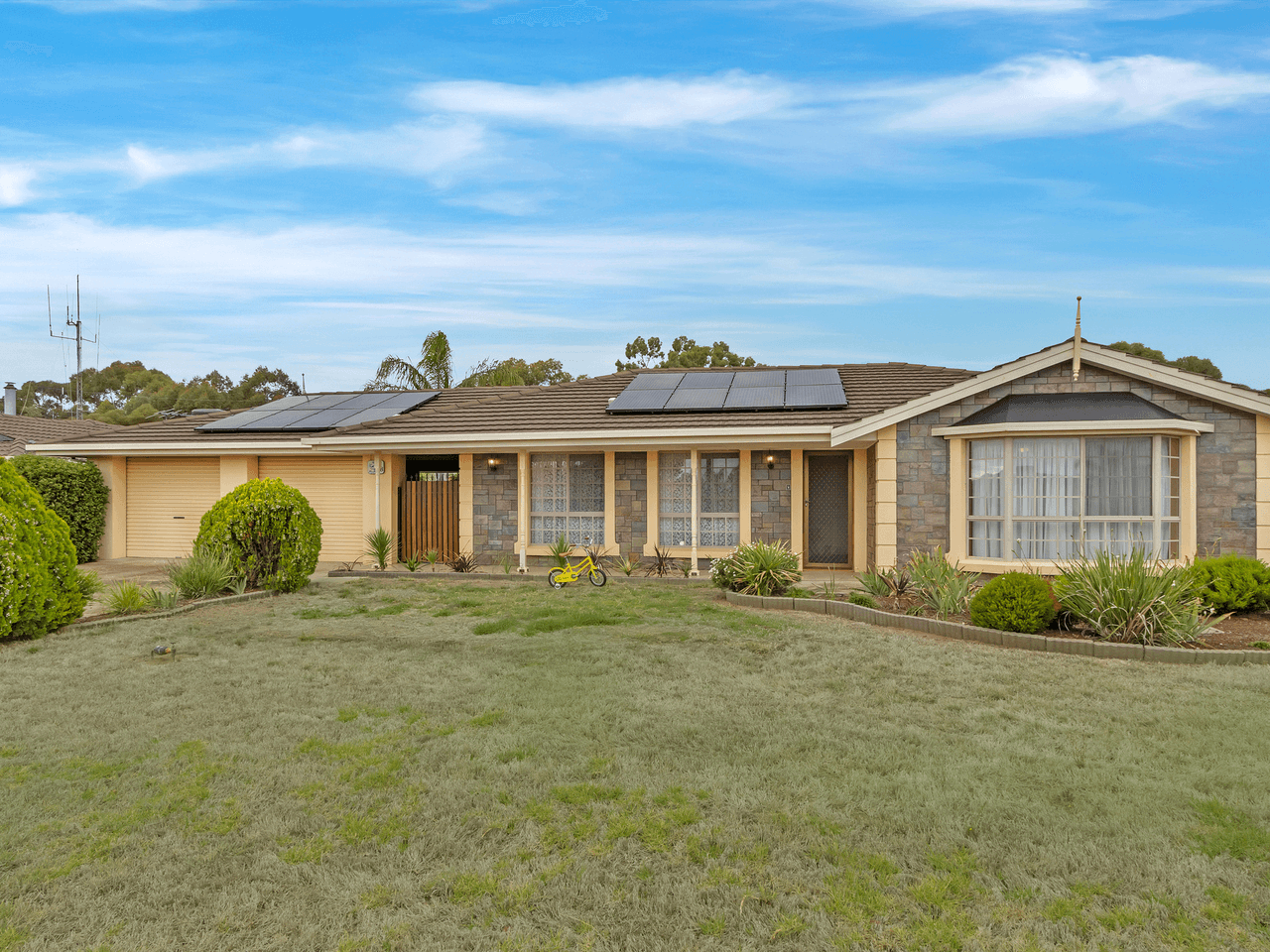 98 Fiddlewood Drive, FREELING, SA 5372