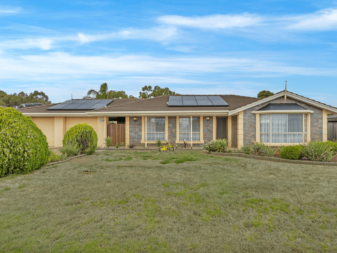 98 Fiddlewood Drive, FREELING, SA 5372