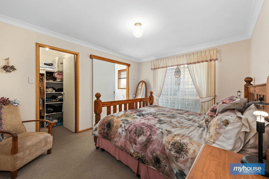 5 Gundry Court, KEARNEYS SPRING, QLD 4350