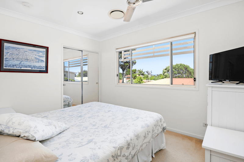 15B Diana Avenue, Burleigh Heads, QLD 4220