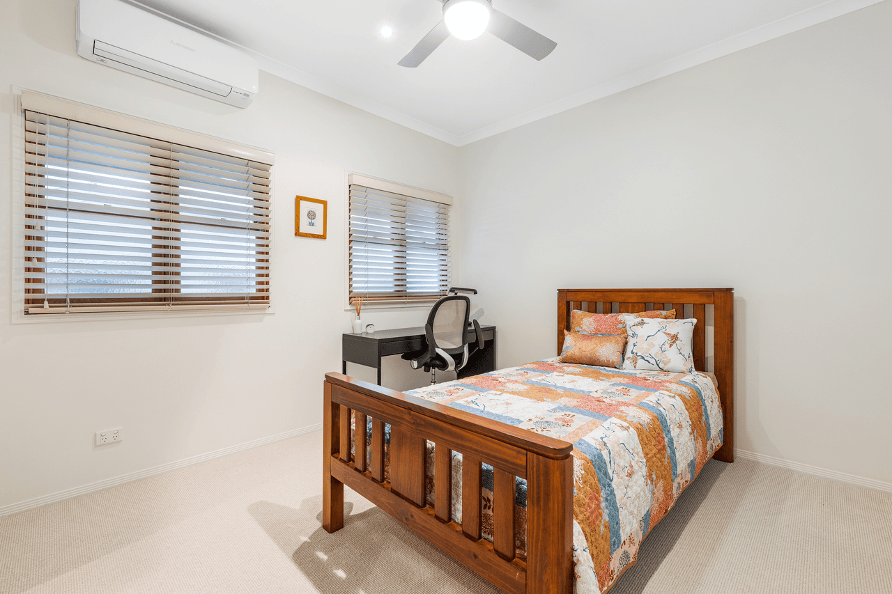 2/80 Philip Street, HAWTHORNE, QLD 4171