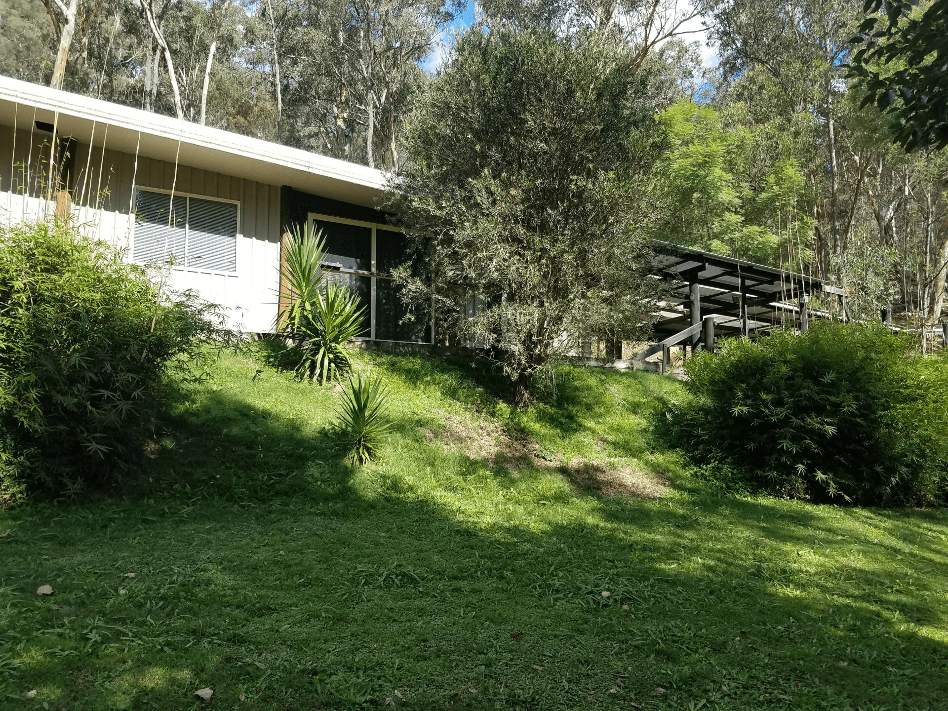 84 Angel Lane, WOLLOMBI, NSW 2325