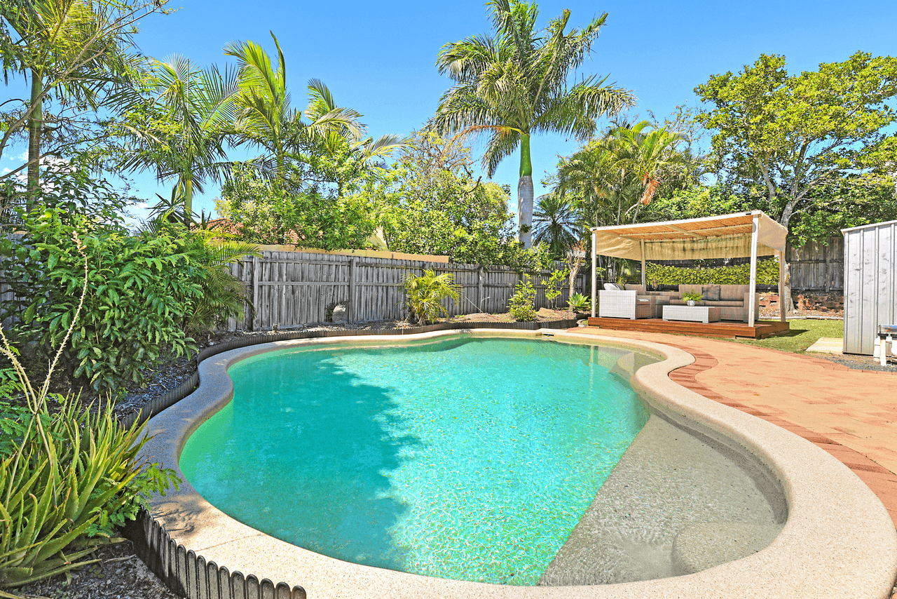 8 Trentham Court, PARKWOOD, QLD 4214