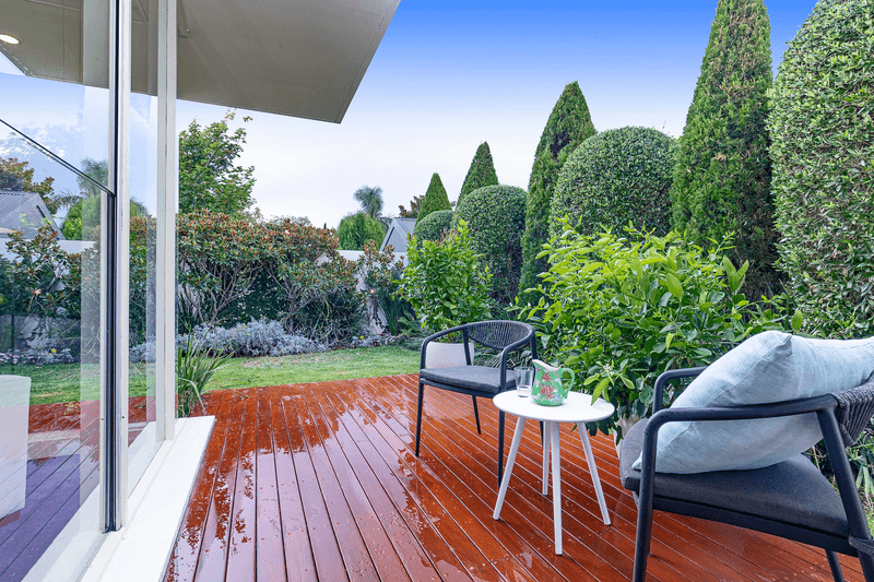 12 Farleigh Grove, Brighton, VIC 3186