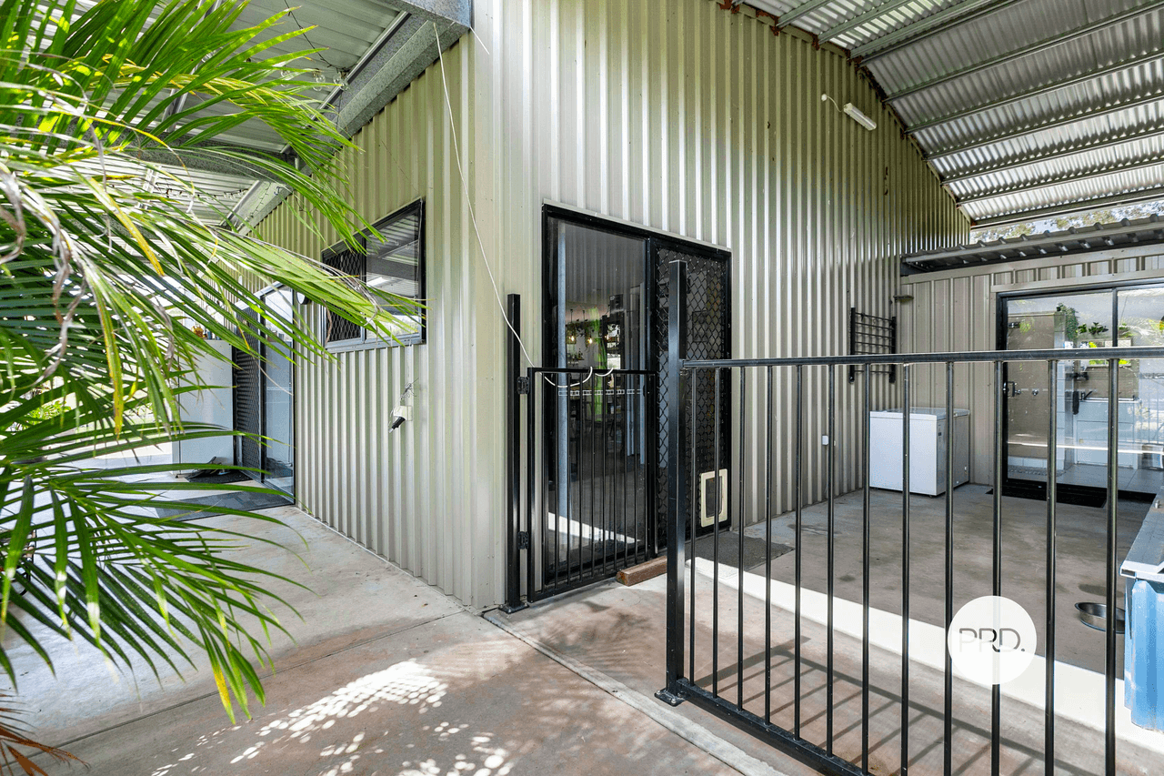 25 Eaton Street, BROOWEENA, QLD 4620