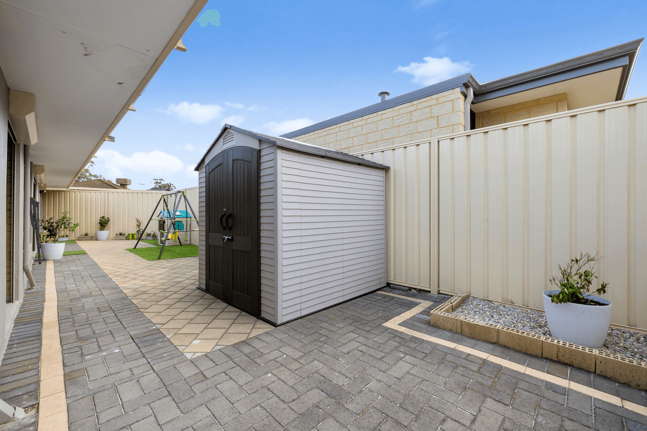 6 Grande Way, BEECHBORO, WA 6063