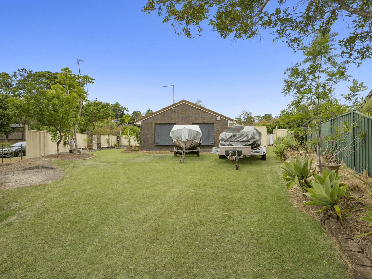 6 Gemstone Court, CARRARA, QLD 4211