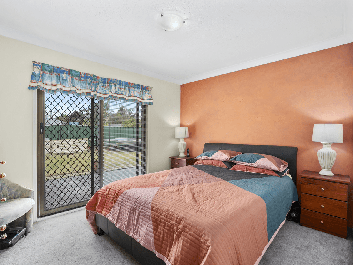 6 Gemstone Court, CARRARA, QLD 4211