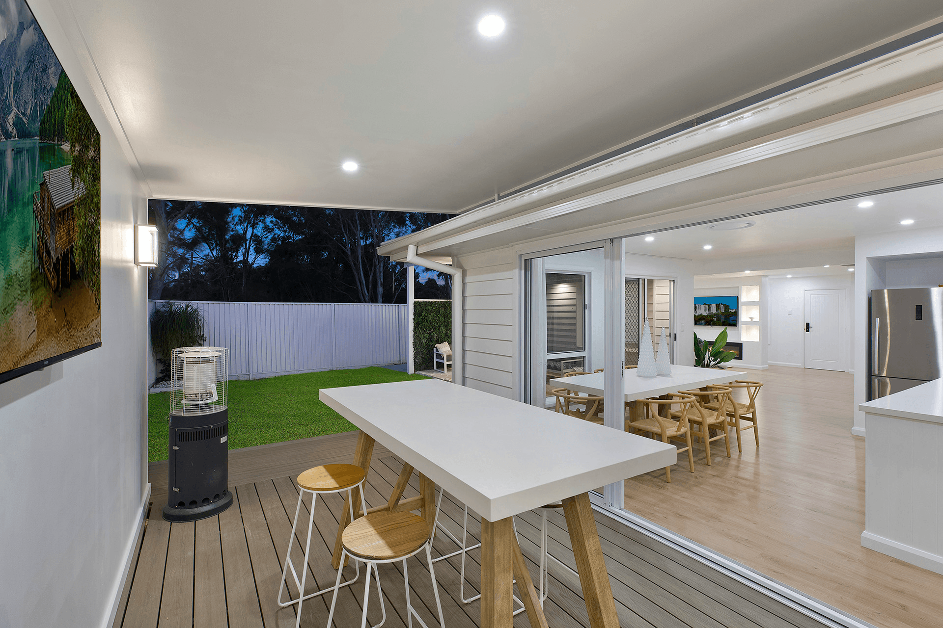 26 Hawkesbury Close, Bateau Bay, NSW 2261