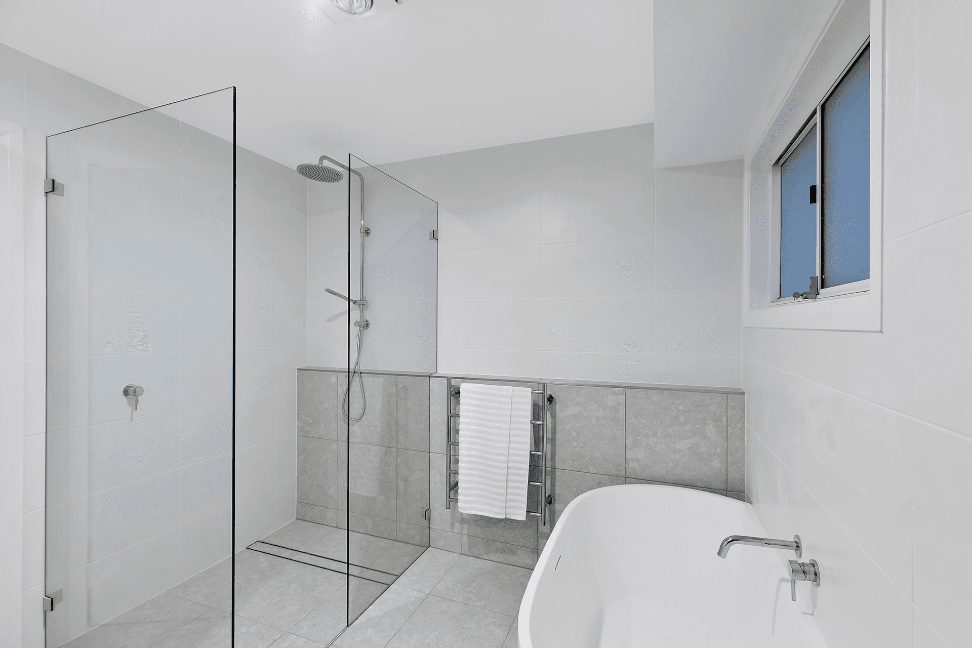 26 Hawkesbury Close, Bateau Bay, NSW 2261