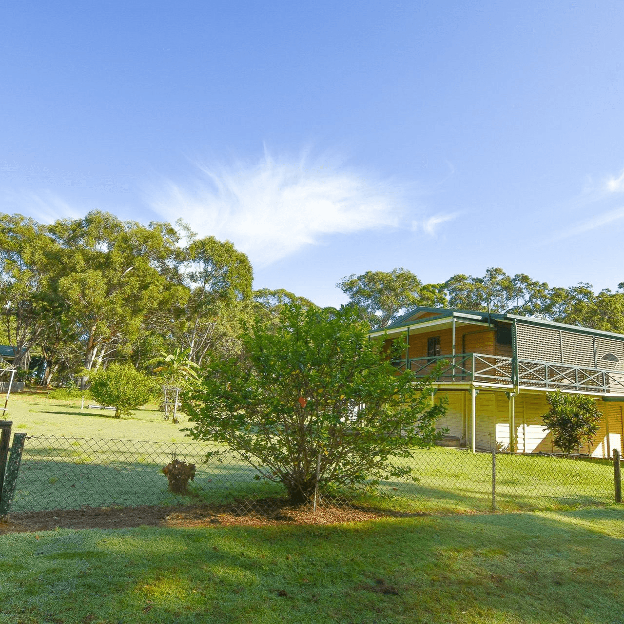 32-34 Darwallah Avenue, RUSSELL ISLAND, QLD 4184