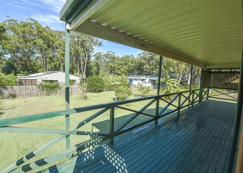 32-34 Darwallah Avenue, RUSSELL ISLAND, QLD 4184