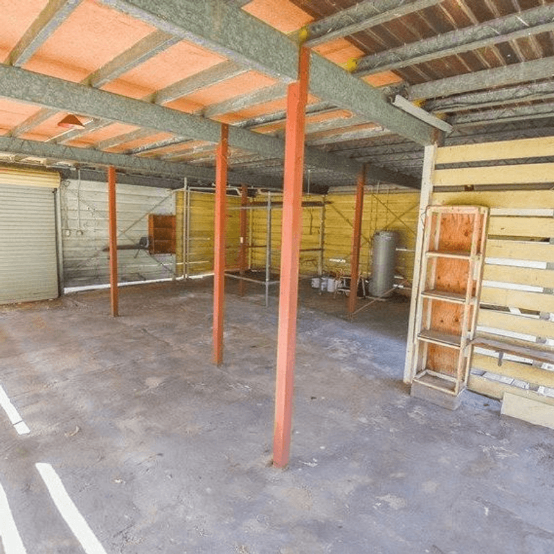 32-34 Darwallah Avenue, RUSSELL ISLAND, QLD 4184