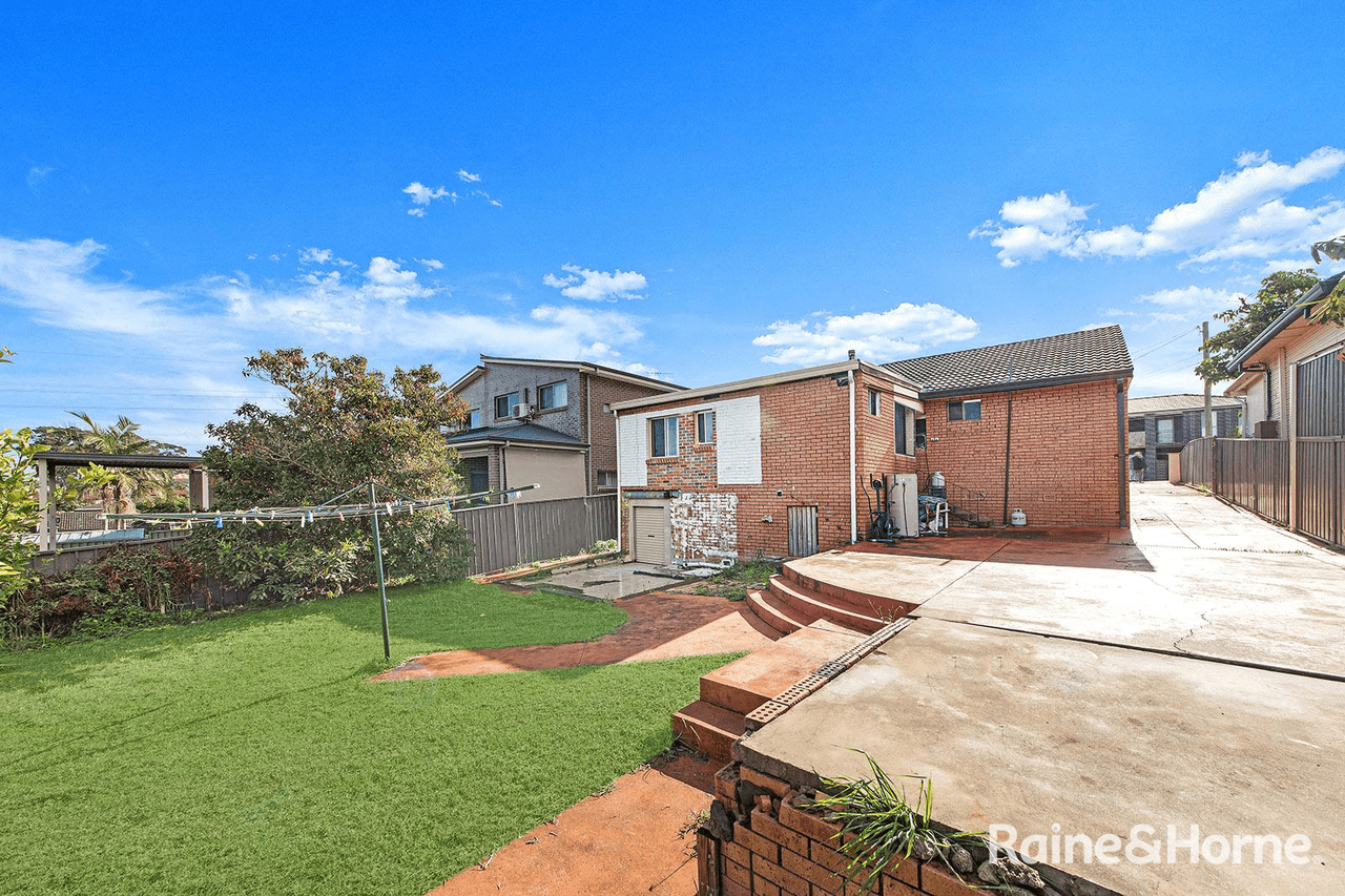 125 Stella Street, FAIRFIELD HEIGHTS, NSW 2165