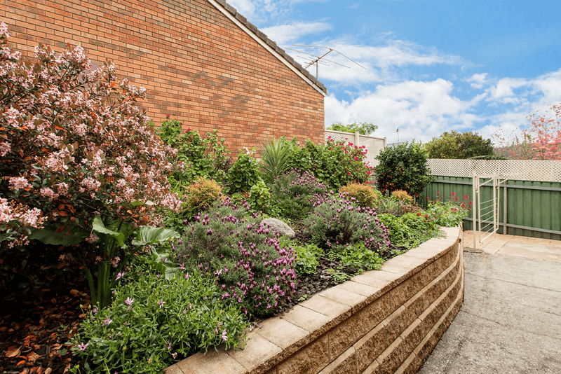 9 Brookside Court, West Albury, NSW 2640