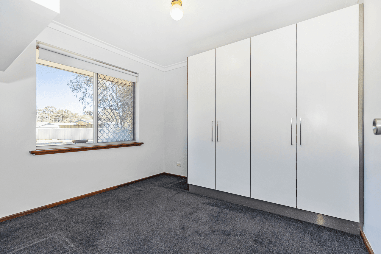 17a Stanton Crescent, GREENWOOD, WA 6024