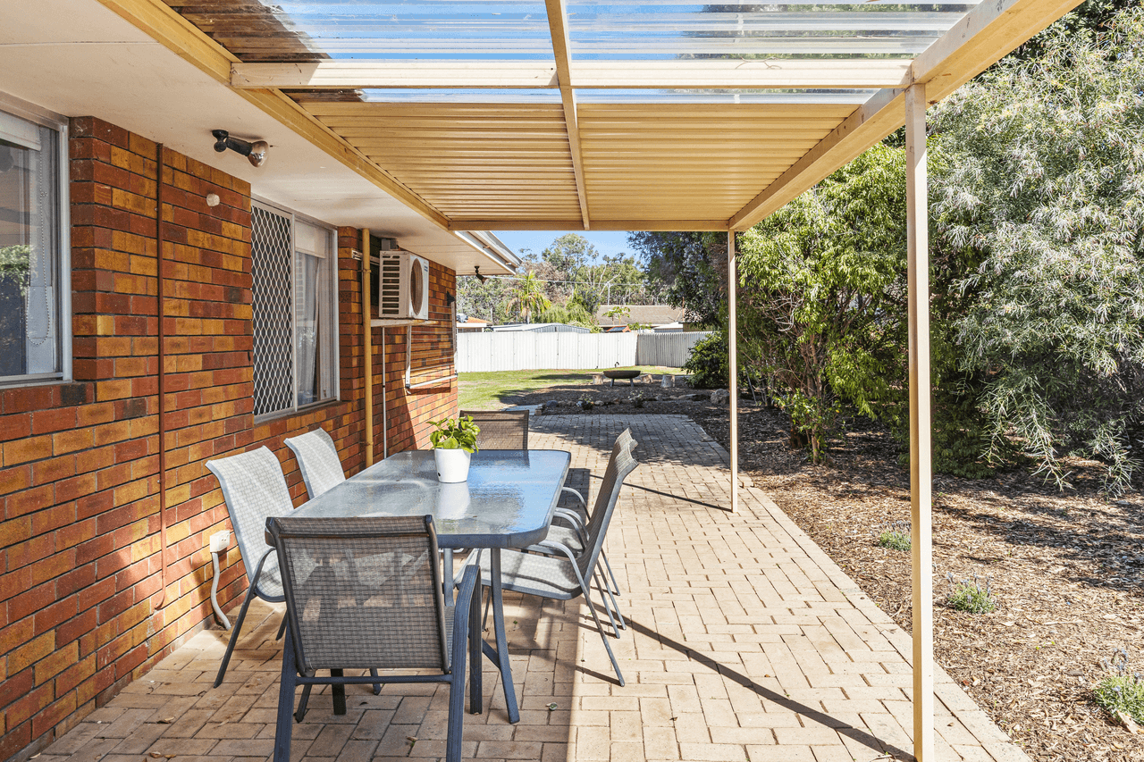 17a Stanton Crescent, GREENWOOD, WA 6024