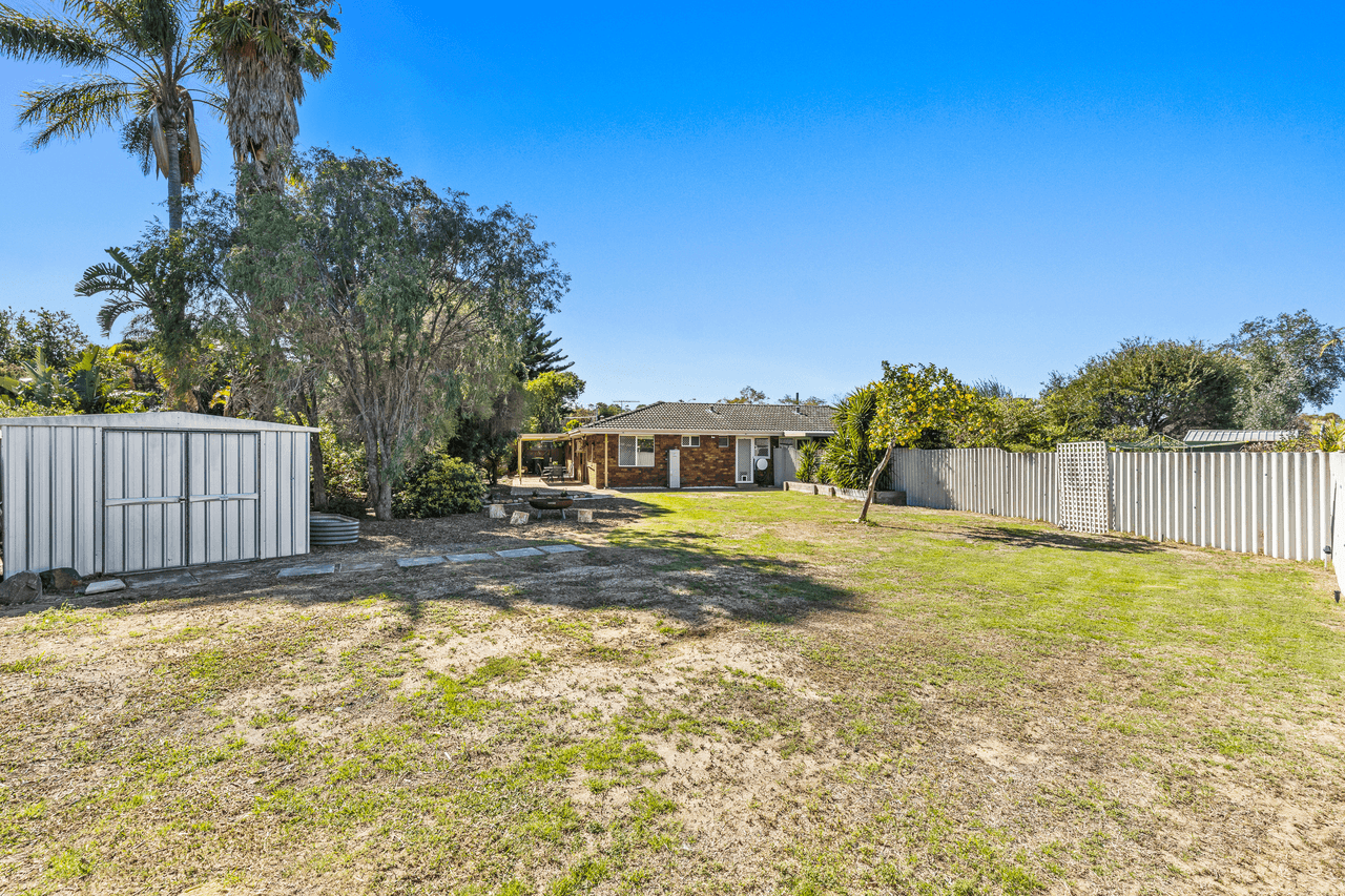 17a Stanton Crescent, GREENWOOD, WA 6024