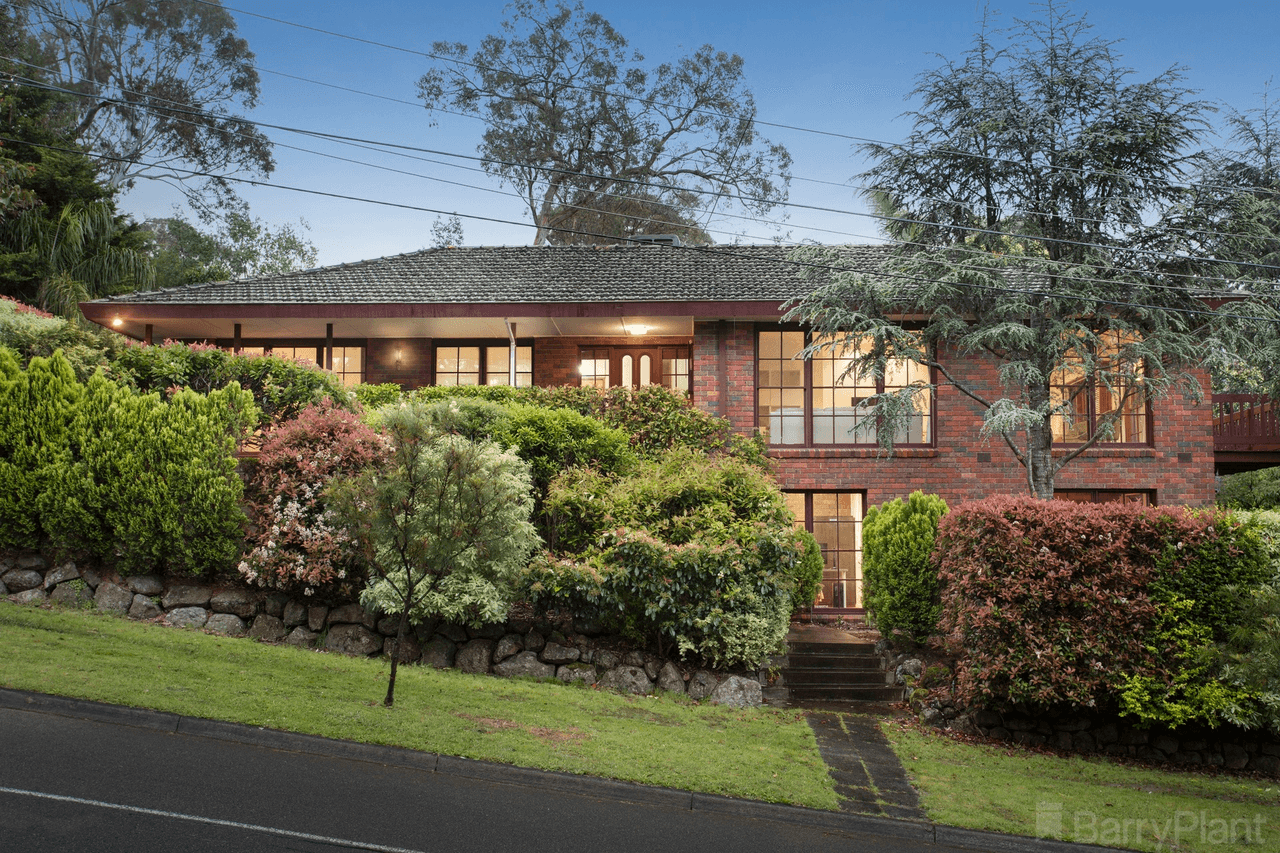 14 Walhalla Drive, Ringwood East, VIC 3135