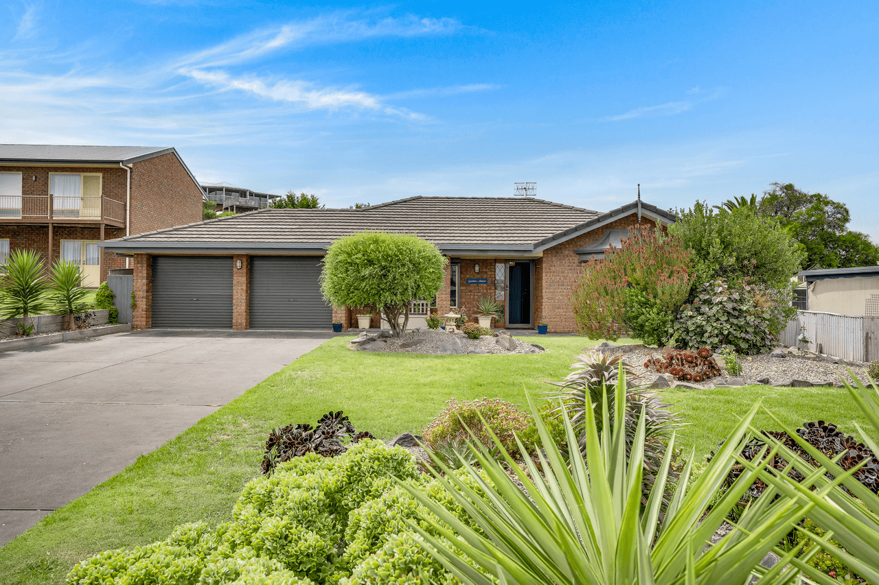 14 Hazel Street, GOOLWA BEACH, SA 5214