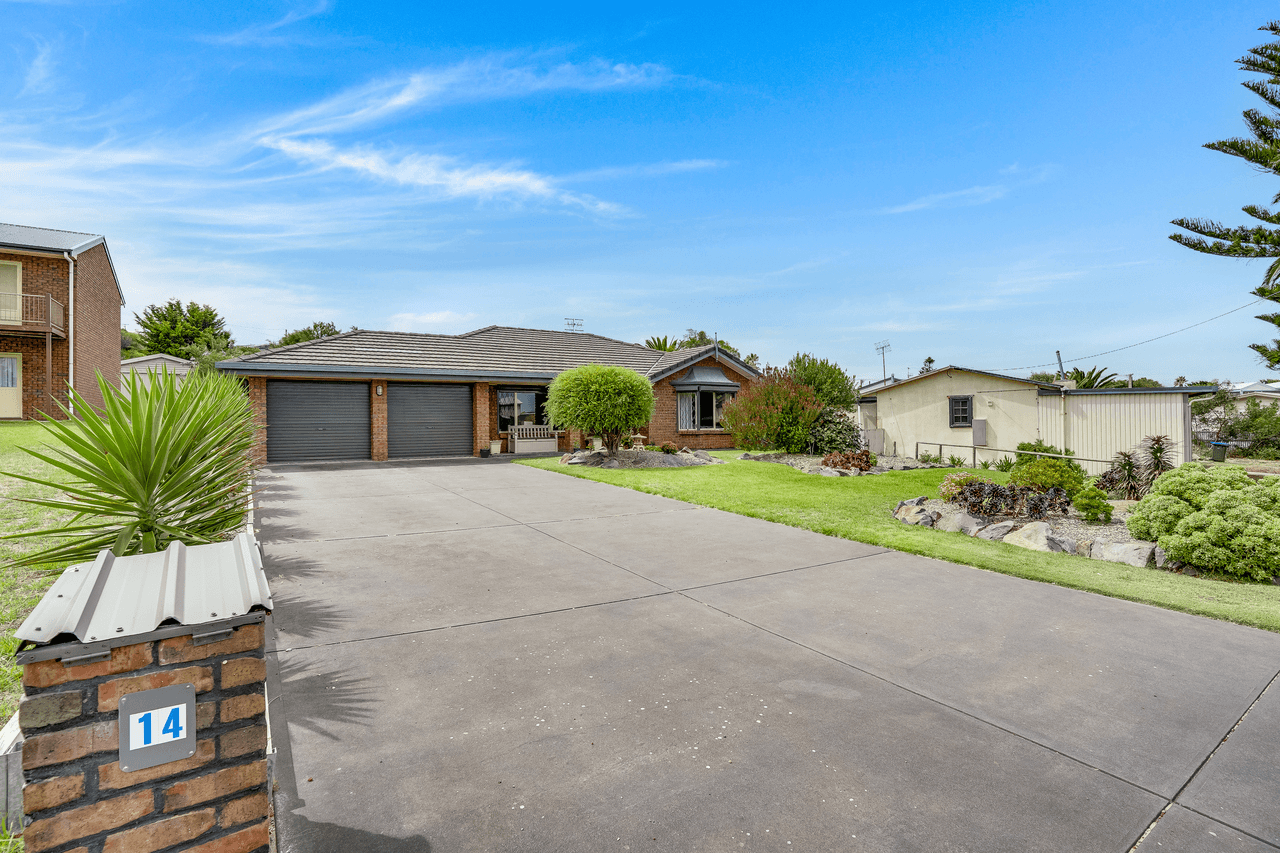 14 Hazel Street, GOOLWA BEACH, SA 5214