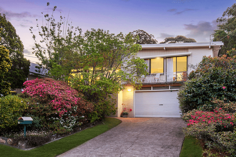 18 Hewitt Avenue, WAHROONGA, NSW 2076