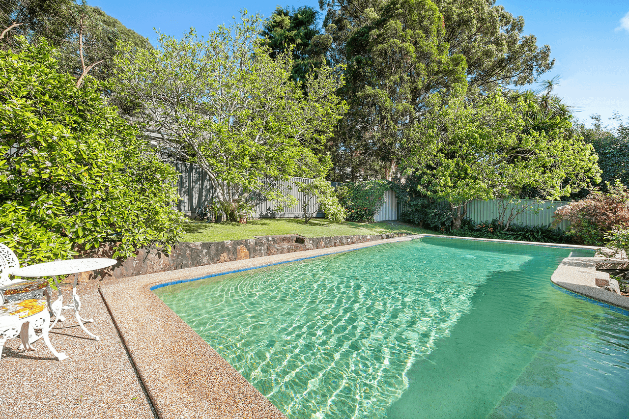 18 Hewitt Avenue, WAHROONGA, NSW 2076