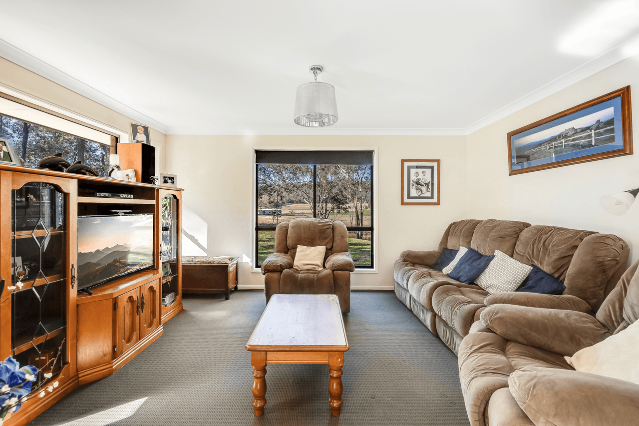 3747 Gatton-Clifton Road, HIRSTGLEN, QLD 4359