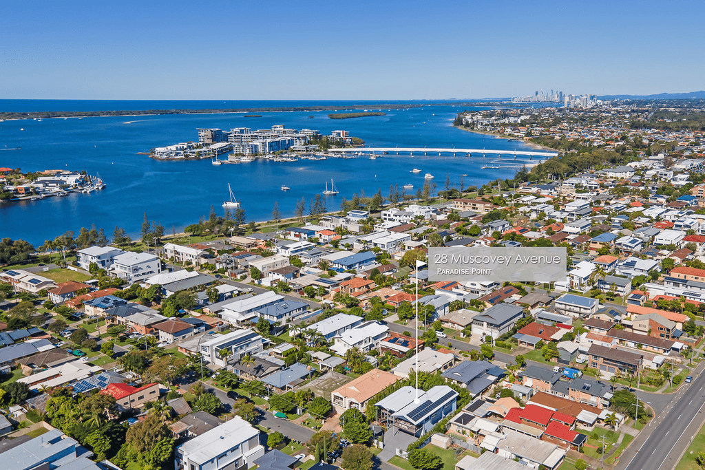 28 Muscovey Avenue, PARADISE POINT, QLD 4216