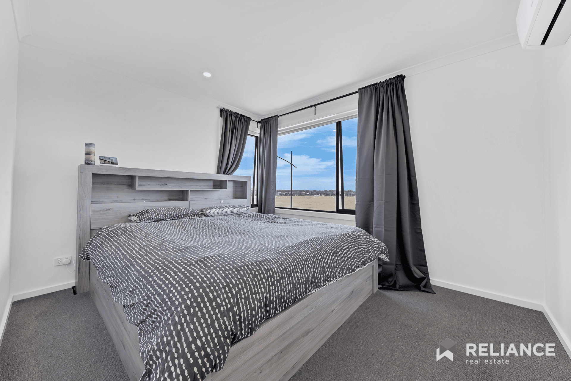 103 Shelterbelt Avenue, Weir Views, VIC 3338