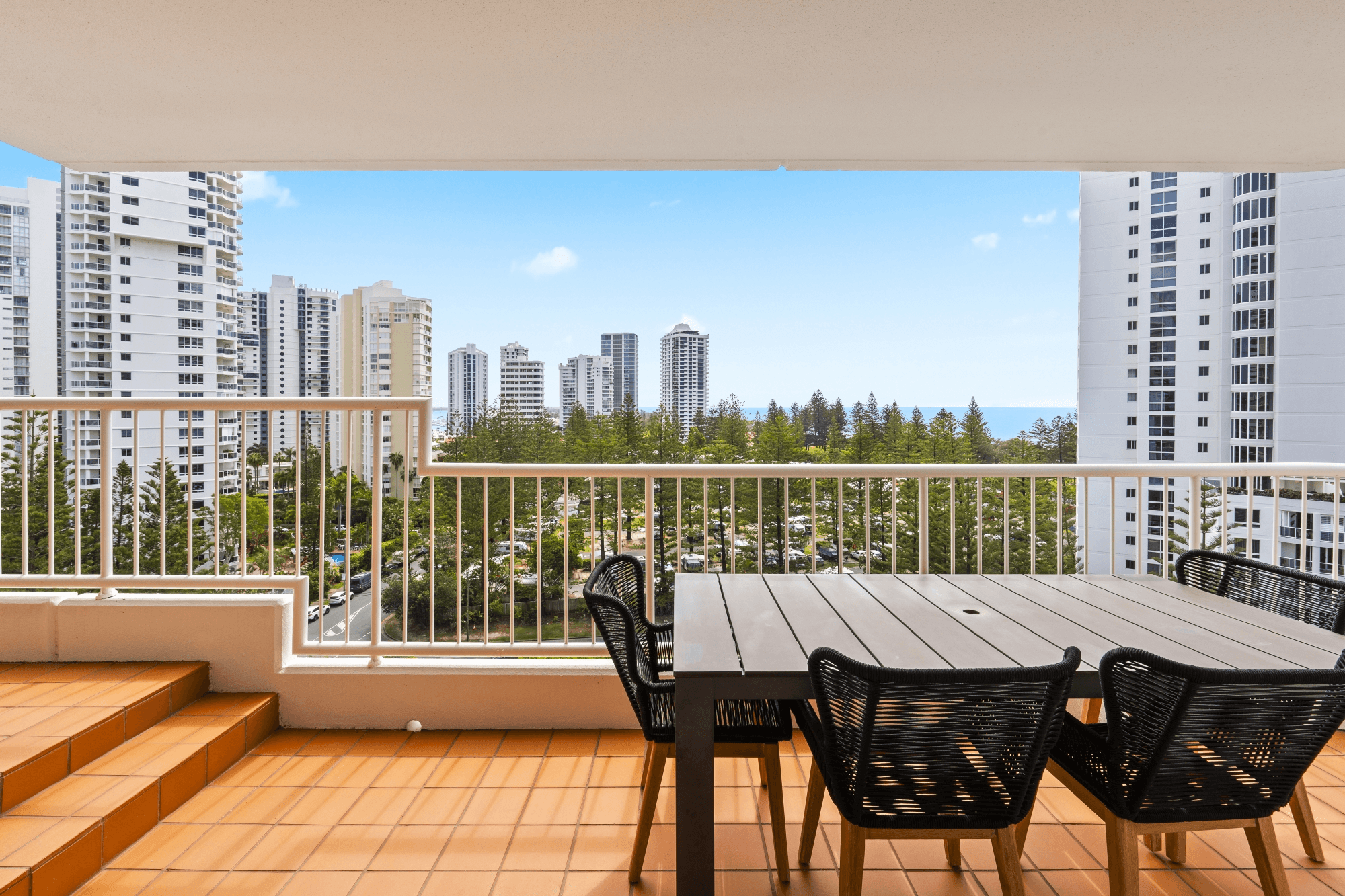 1101/1 Peak Avenue, MAIN BEACH, QLD 4217