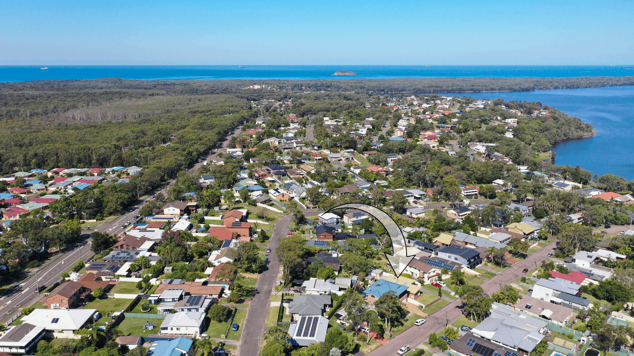 27 Lakeway Drive, LAKE MUNMORAH, NSW 2259