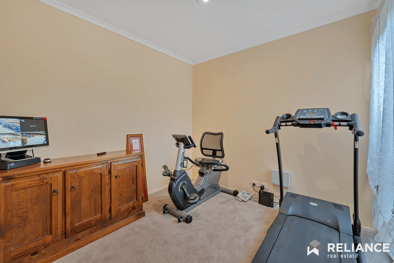 32 Flemington Crescent, Werribee, VIC 3030