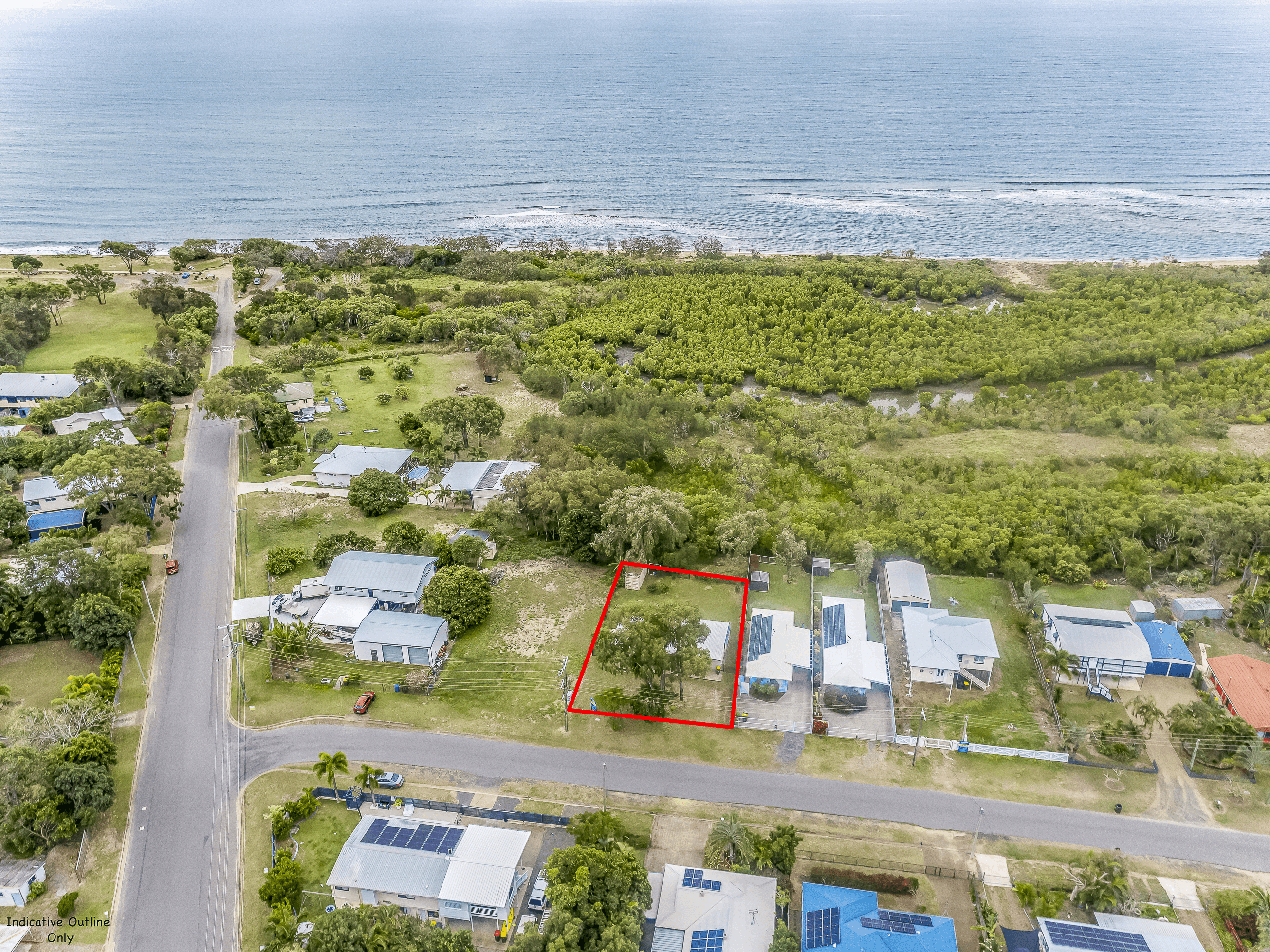 5 Kindt St, Moore Park Beach, QLD 4670