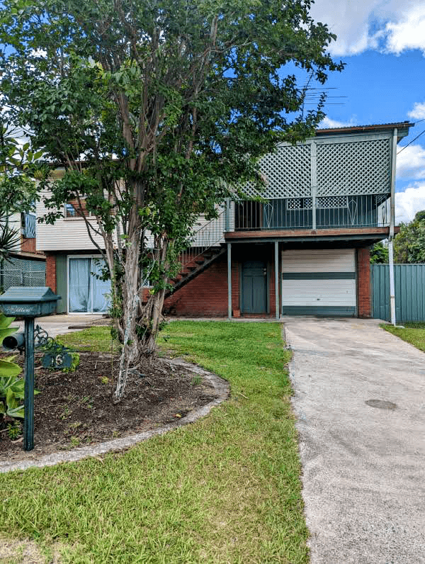 16 Balsa Street, CRESTMEAD, QLD 4132