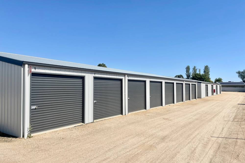 4 Spring Creek Road, Young, NSW 2594