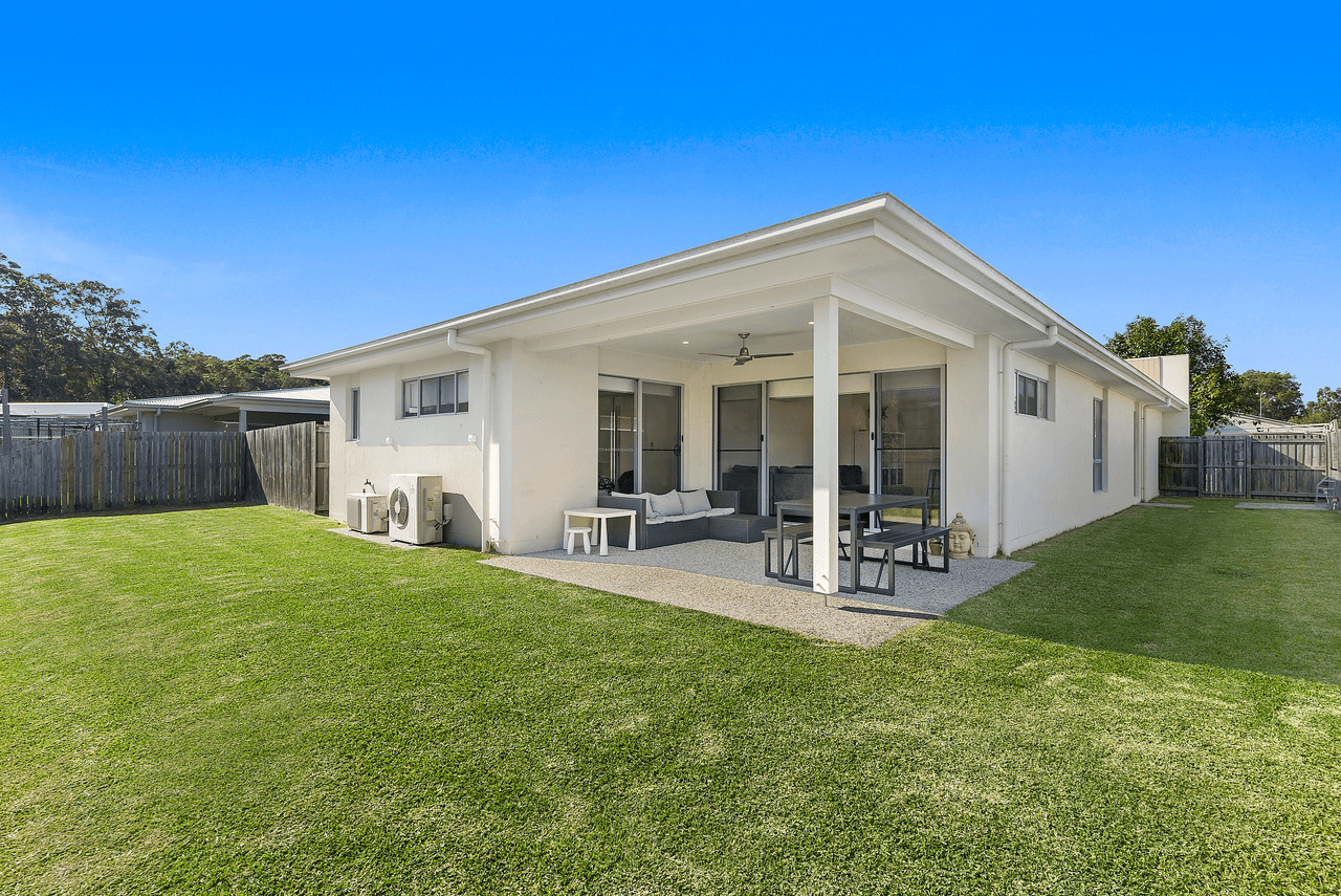 5 & 5a Minerva Place, BLI BLI, QLD 4560