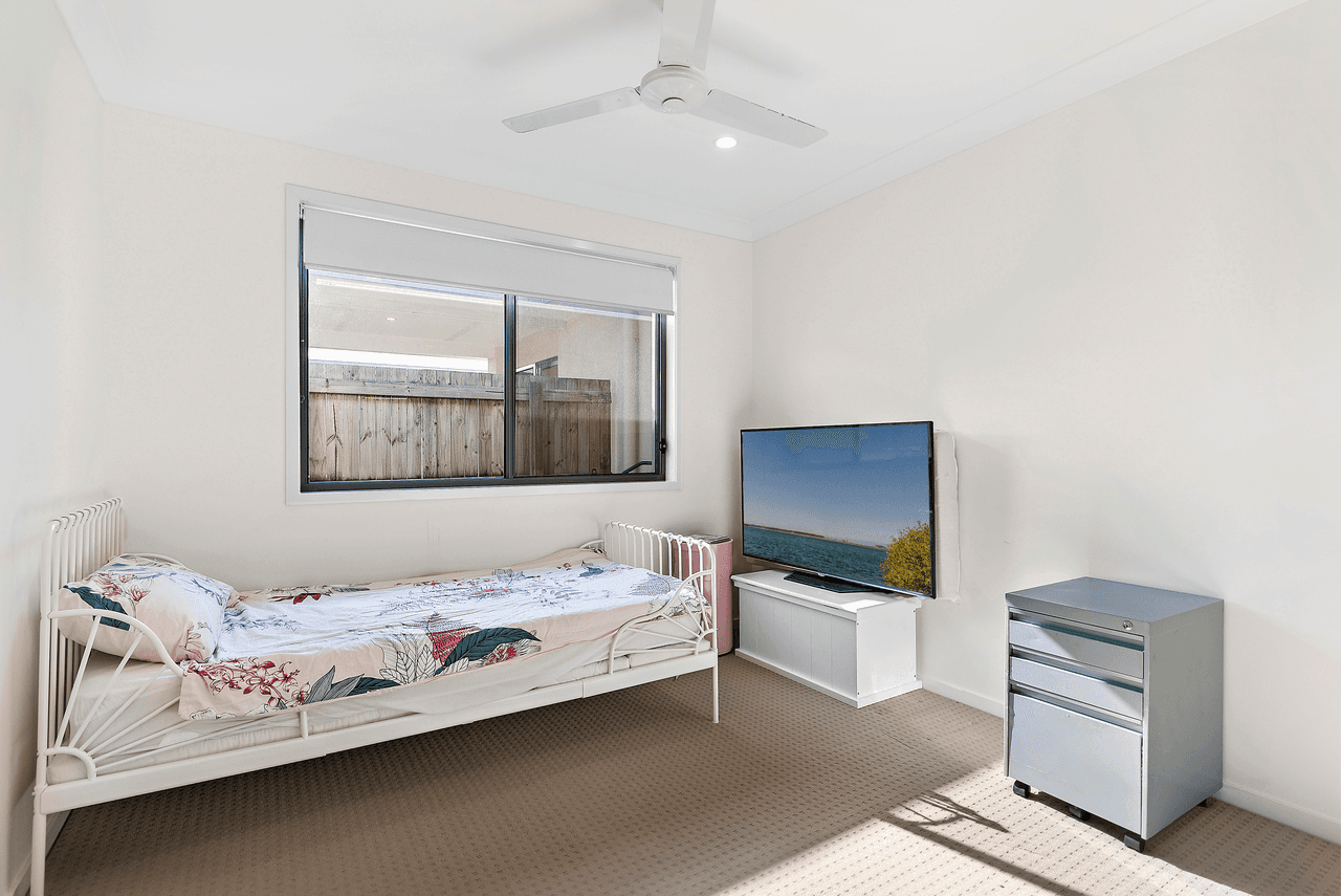 5 & 5a Minerva Place, BLI BLI, QLD 4560