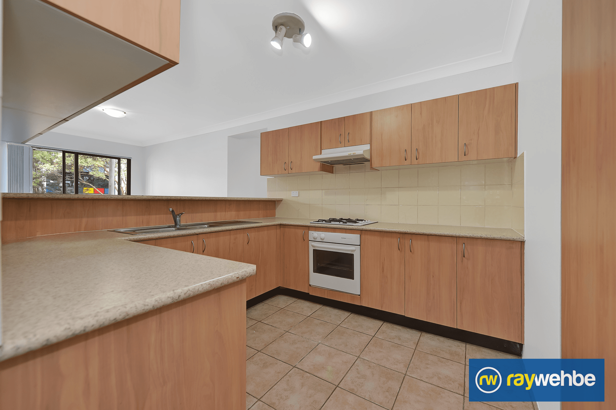 8/180-182 Station Street, WENTWORTHVILLE, NSW 2145