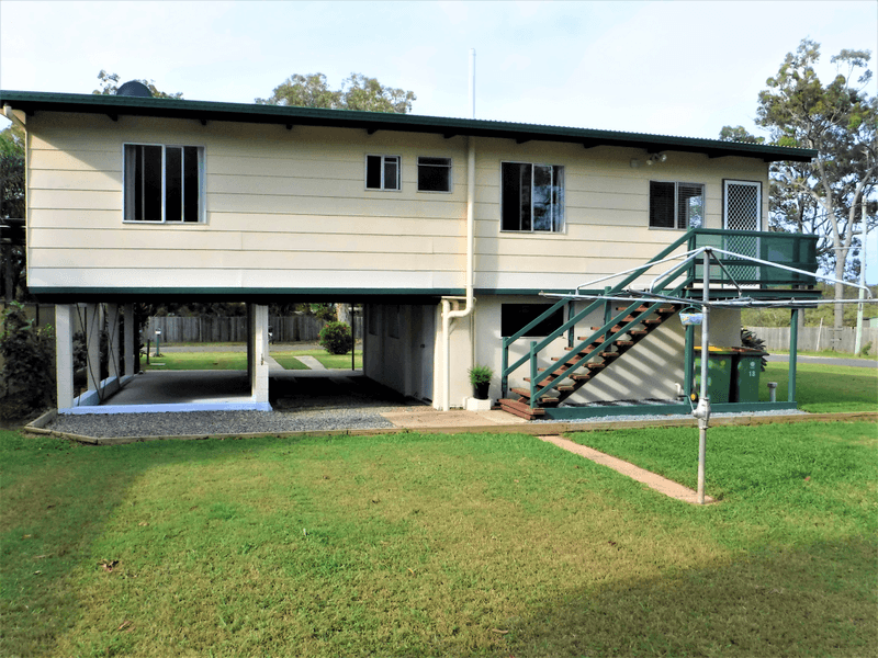 18 WILMA CRESCENT, RUSSELL ISLAND, QLD 4184