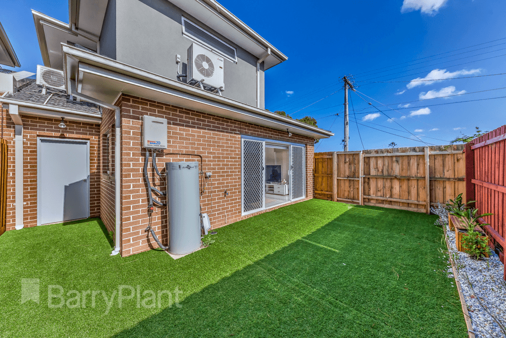 1/24 Adelaide Street, St Albans, VIC 3021