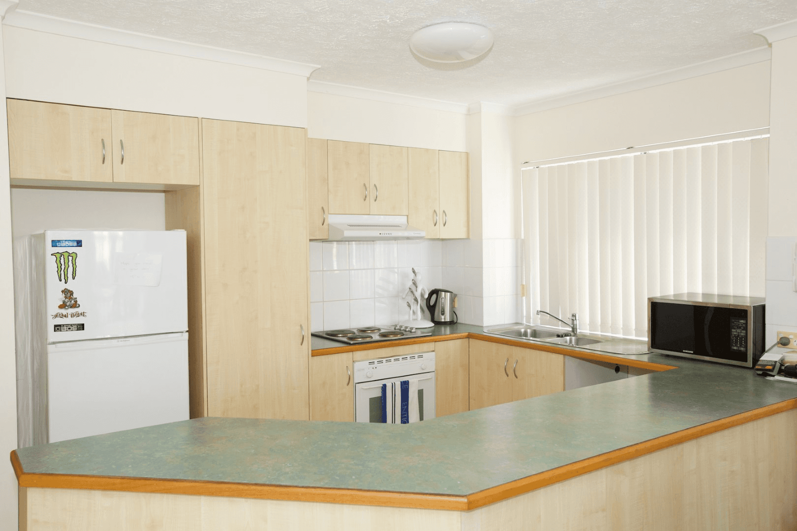 1/62 Edmund Street, KINGS BEACH, QLD 4551