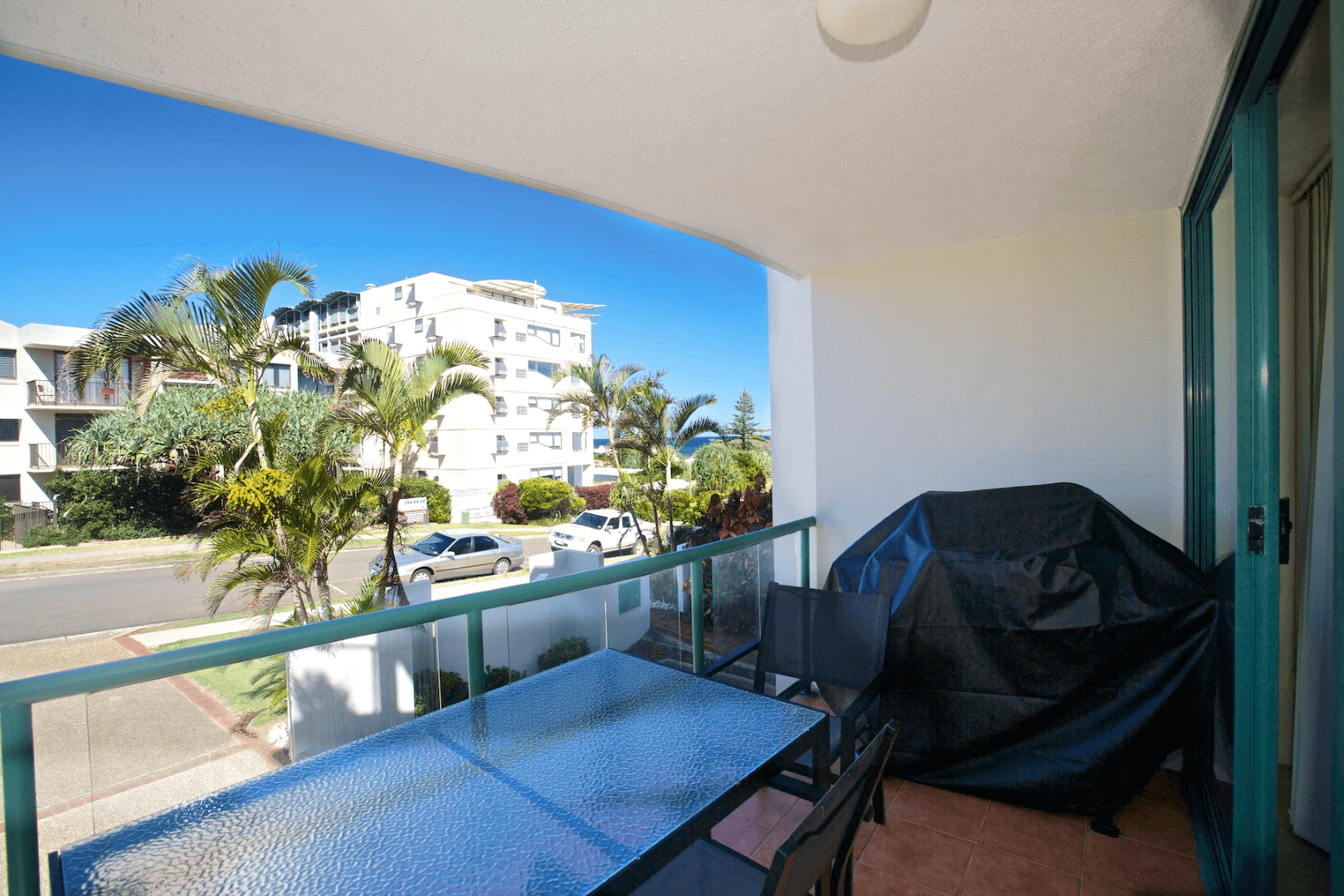 1/62 Edmund Street, KINGS BEACH, QLD 4551