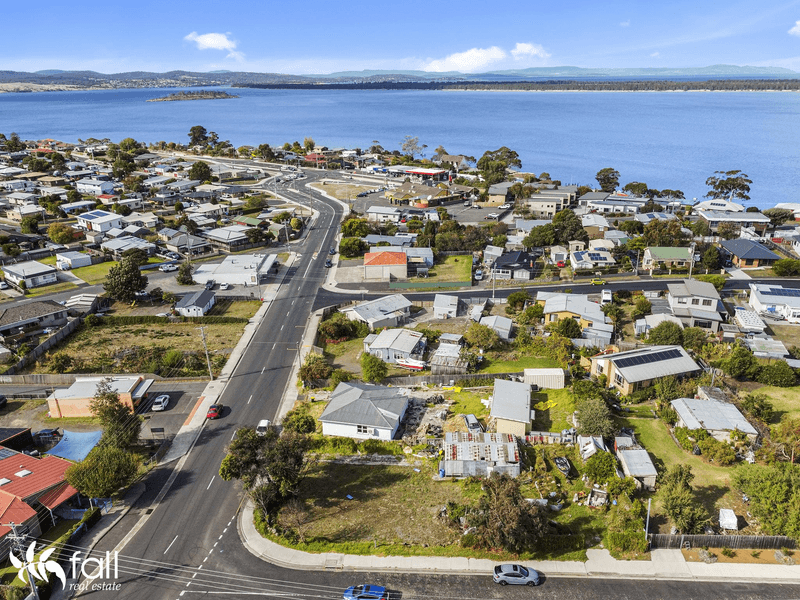 24 Penna Road, MIDWAY POINT, TAS 7171