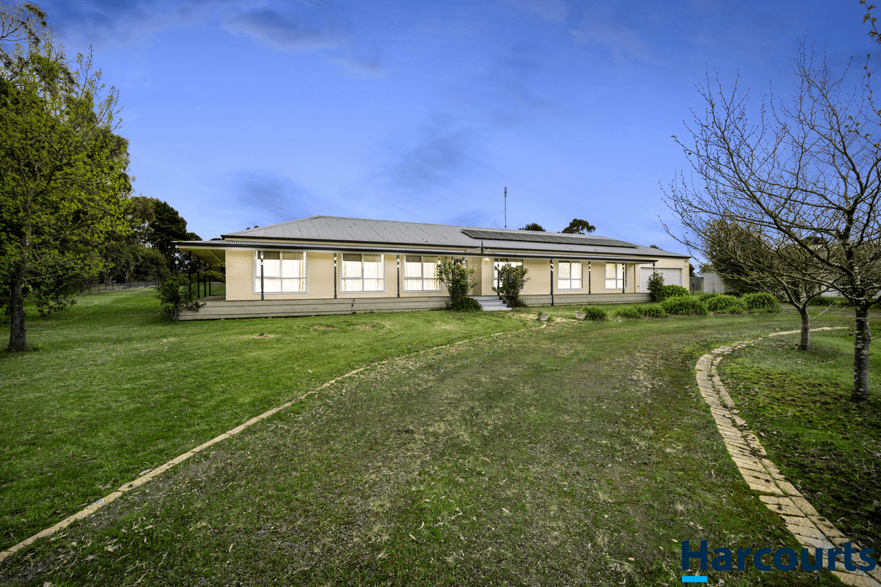 5 Woodlands Road, ENFIELD, VIC 3352