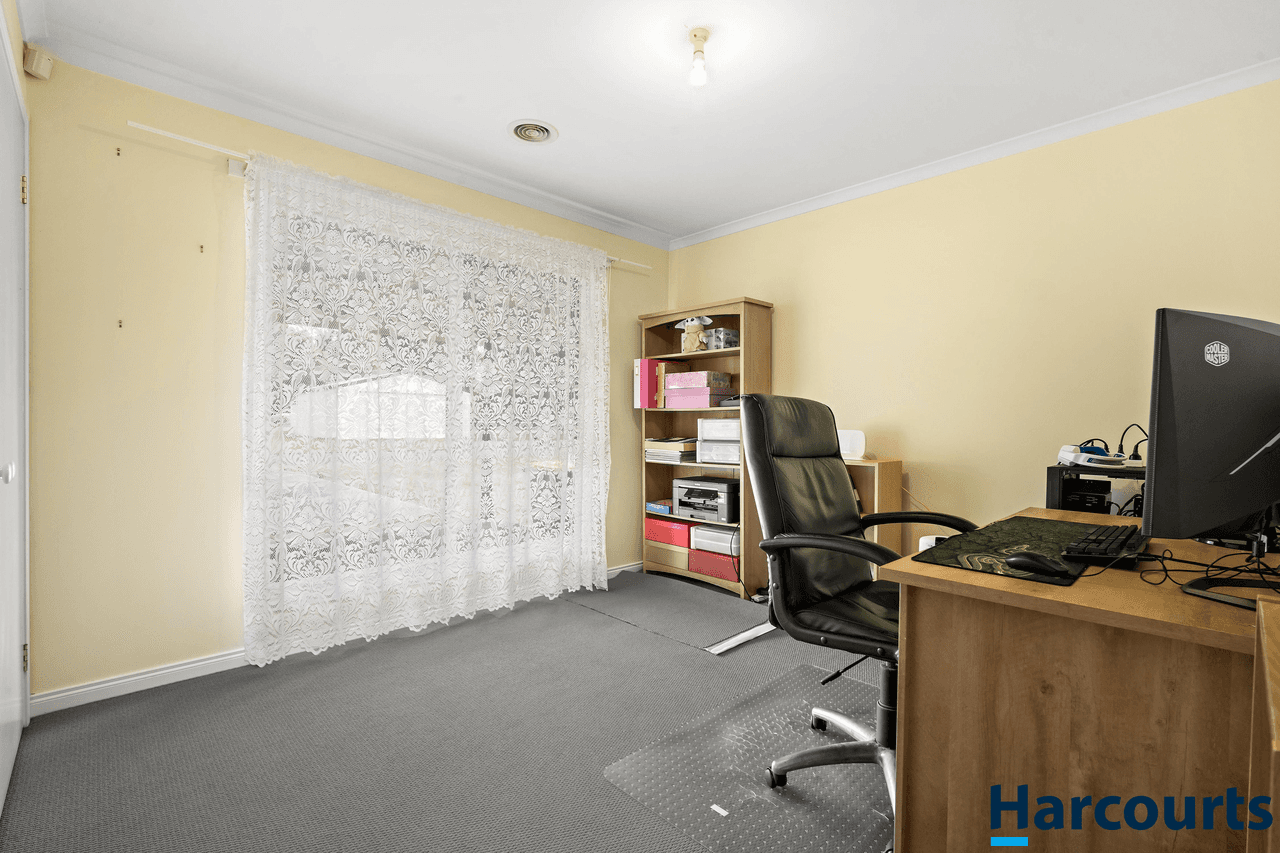 5 Woodlands Road, ENFIELD, VIC 3352