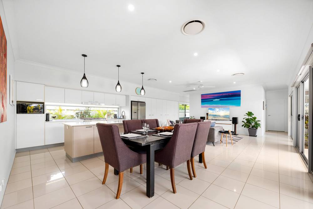 71 Watervale Parade, Wakerley, QLD 4154