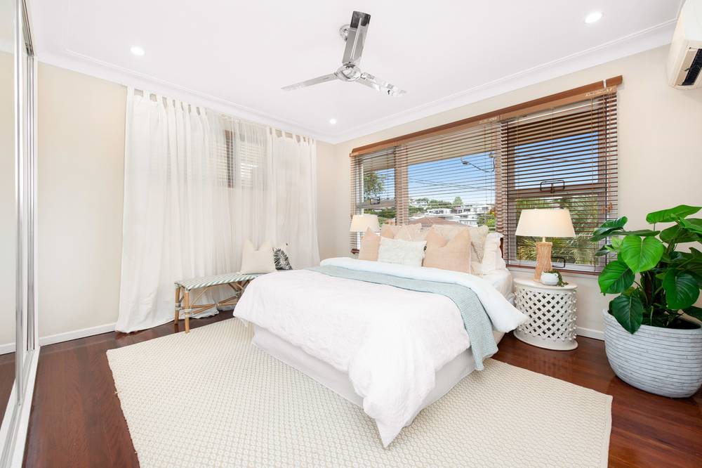 12 Lingard Street, Coorparoo, QLD 4151