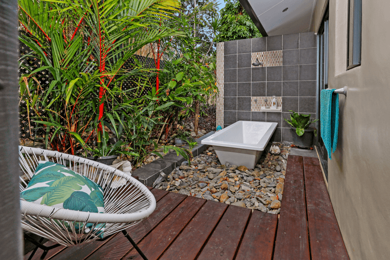 6-8  Forrester St, Clifton Beach, QLD 4879