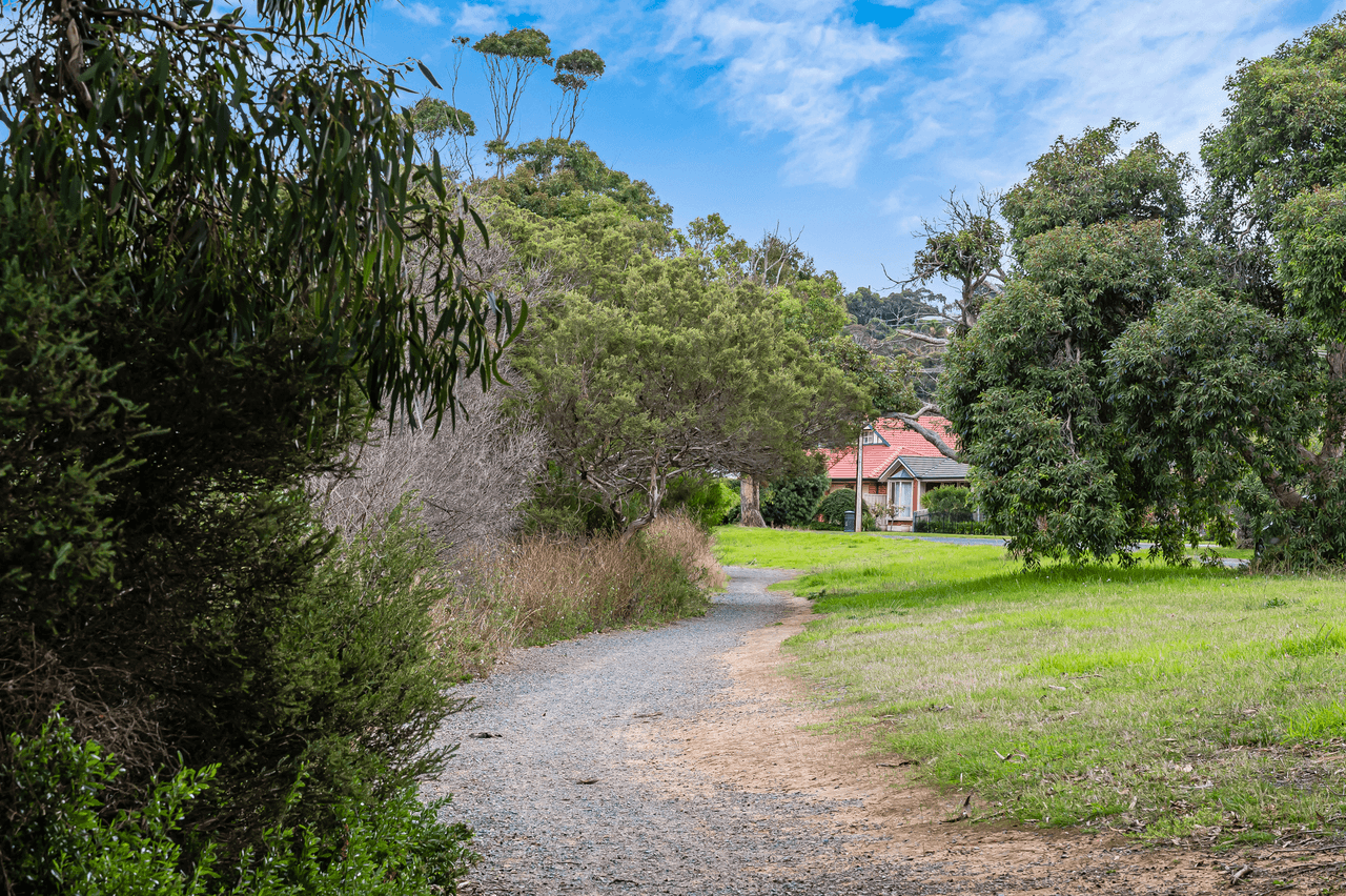 50 Wattle Drive, MCCRACKEN, SA 5211